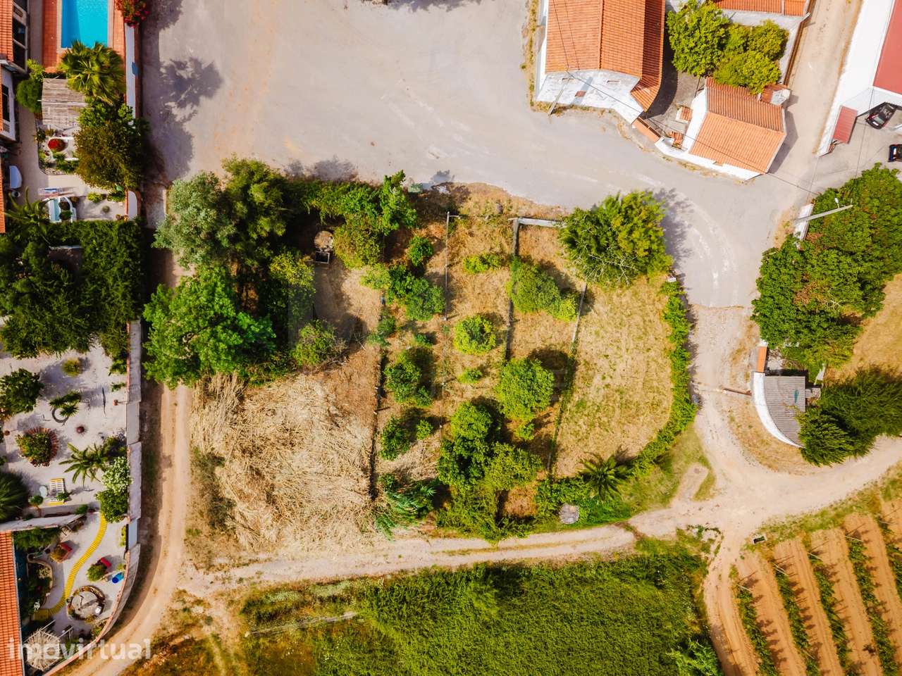 Terreno Urbanizável com Vista Serra | Brejo, Estorninho - Bombarral - Grande imagem: 2/13
