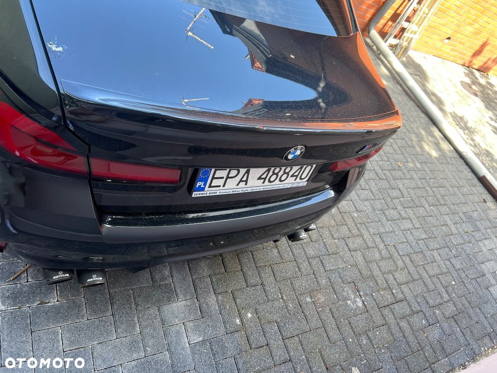 BMW M5 Competition - 4