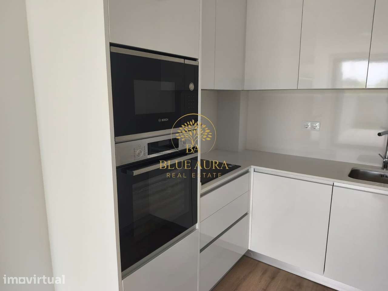 Apartamento T1 com Pátio Privativo - Pronto a Escriturar - Grande imagem: 5/17