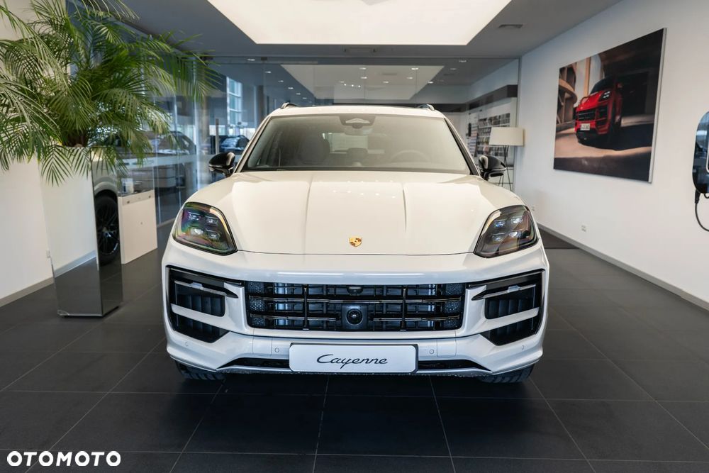 Porsche Cayenne E-Hybrid PHEV Black Edition - 4