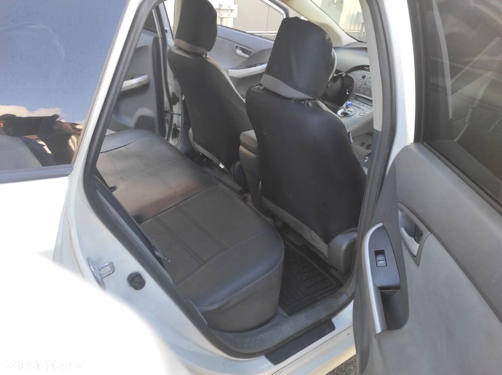 Toyota Prius - 11