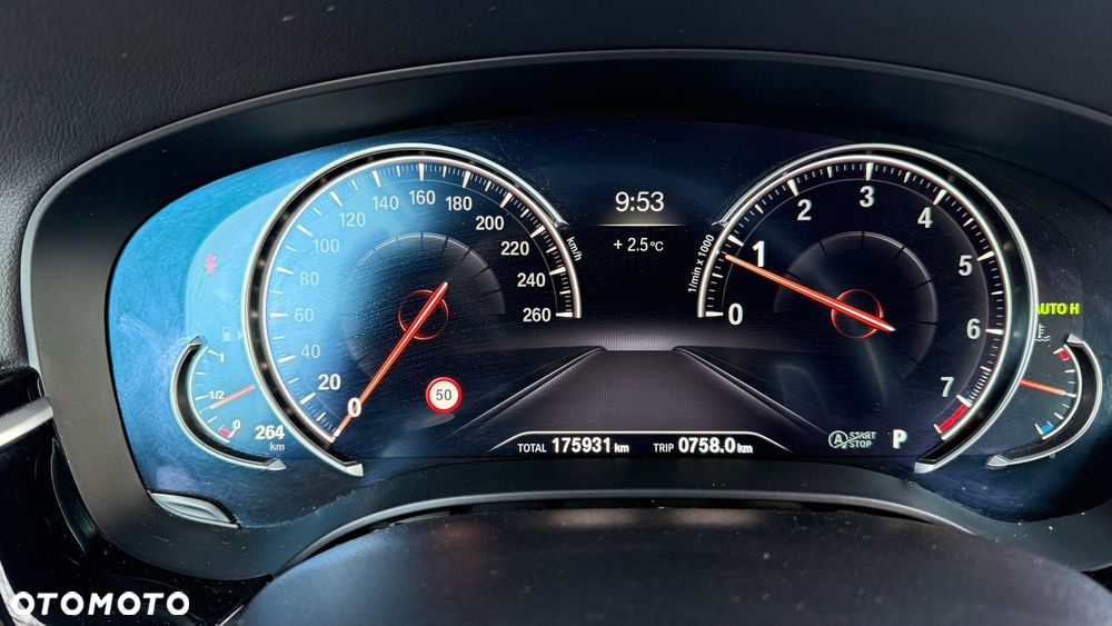 BMW Seria 5 530i xDrive - 8