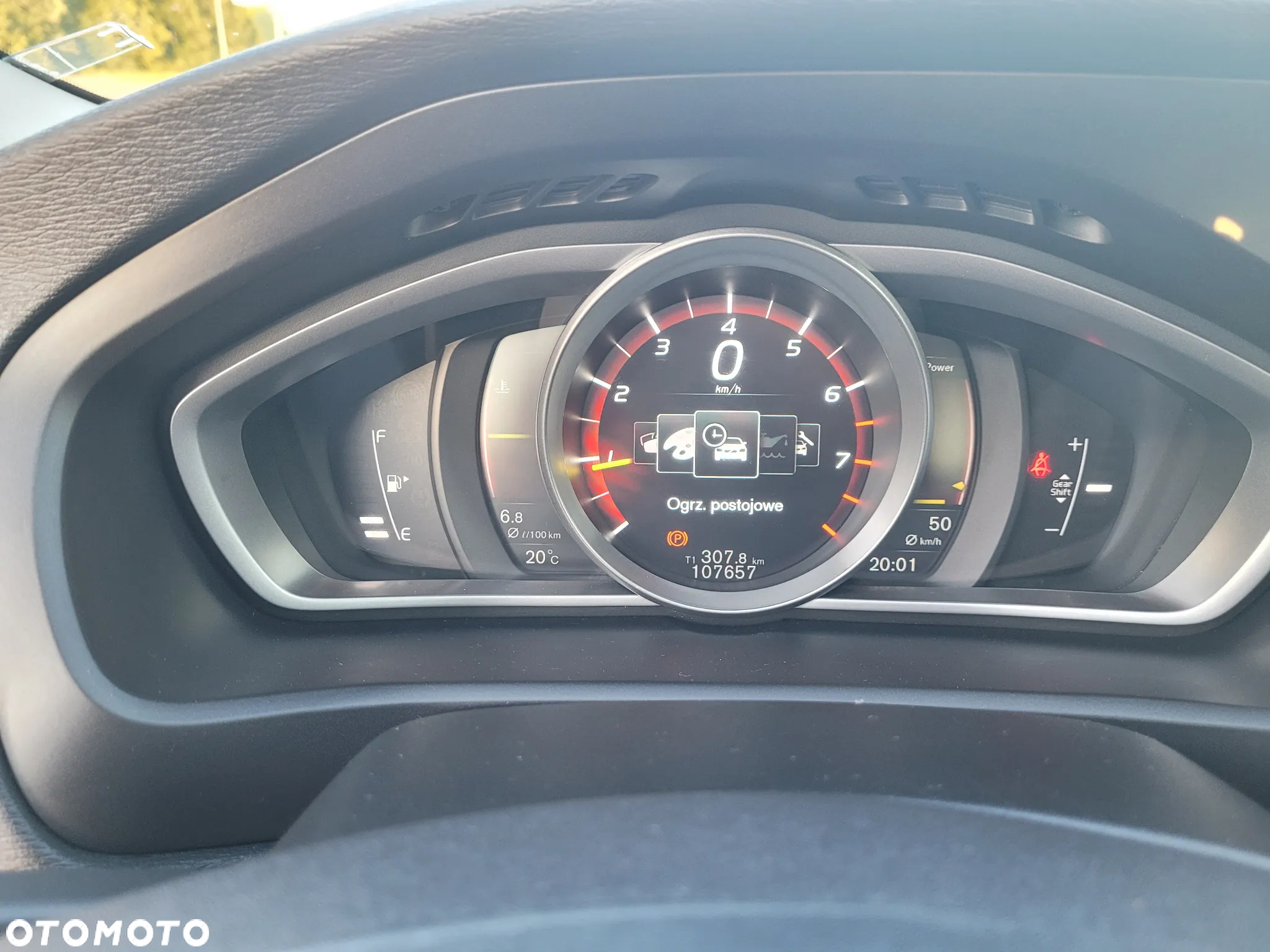 Volvo V40 T3 - 18