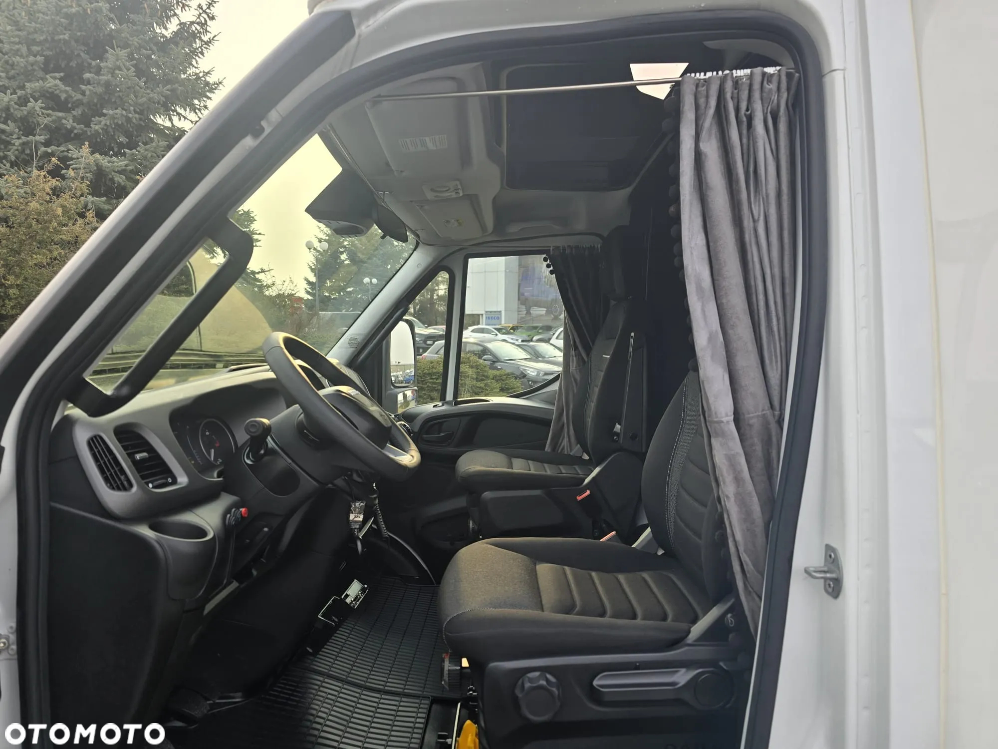 Iveco DAILY 70C18H - 18