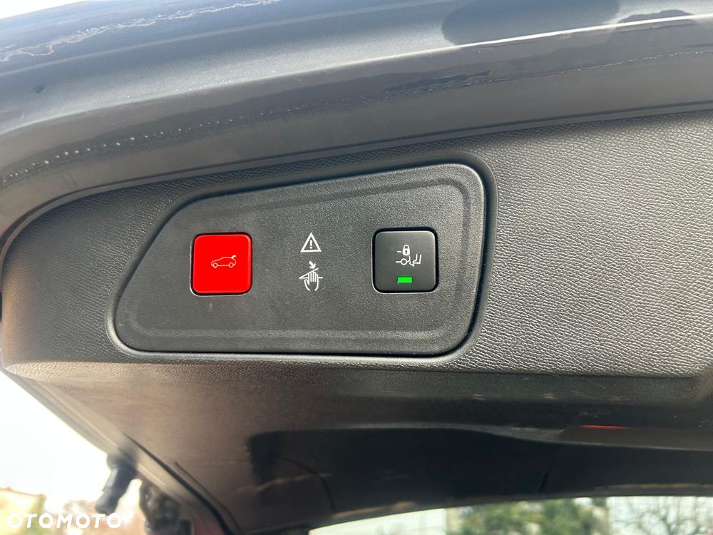 Peugeot 3008 BlueHDi 180 Stop & Start EAT8 GT - 23