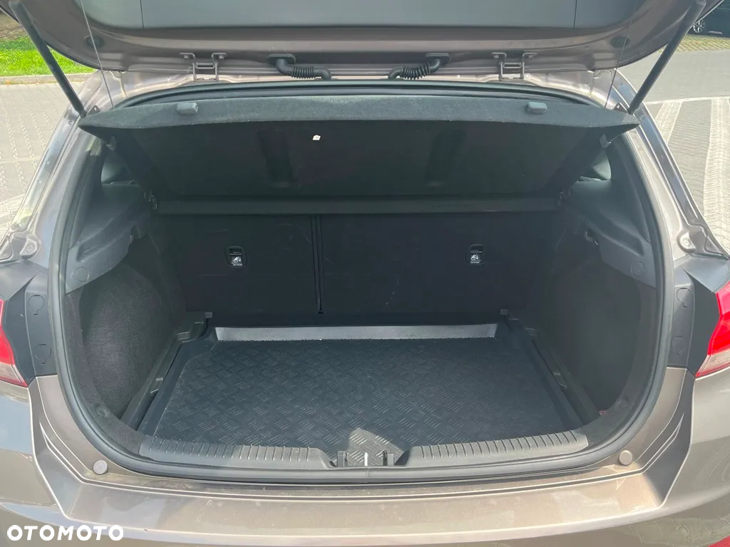 Hyundai i30 1.0 T-GDI Modern DCT - 10