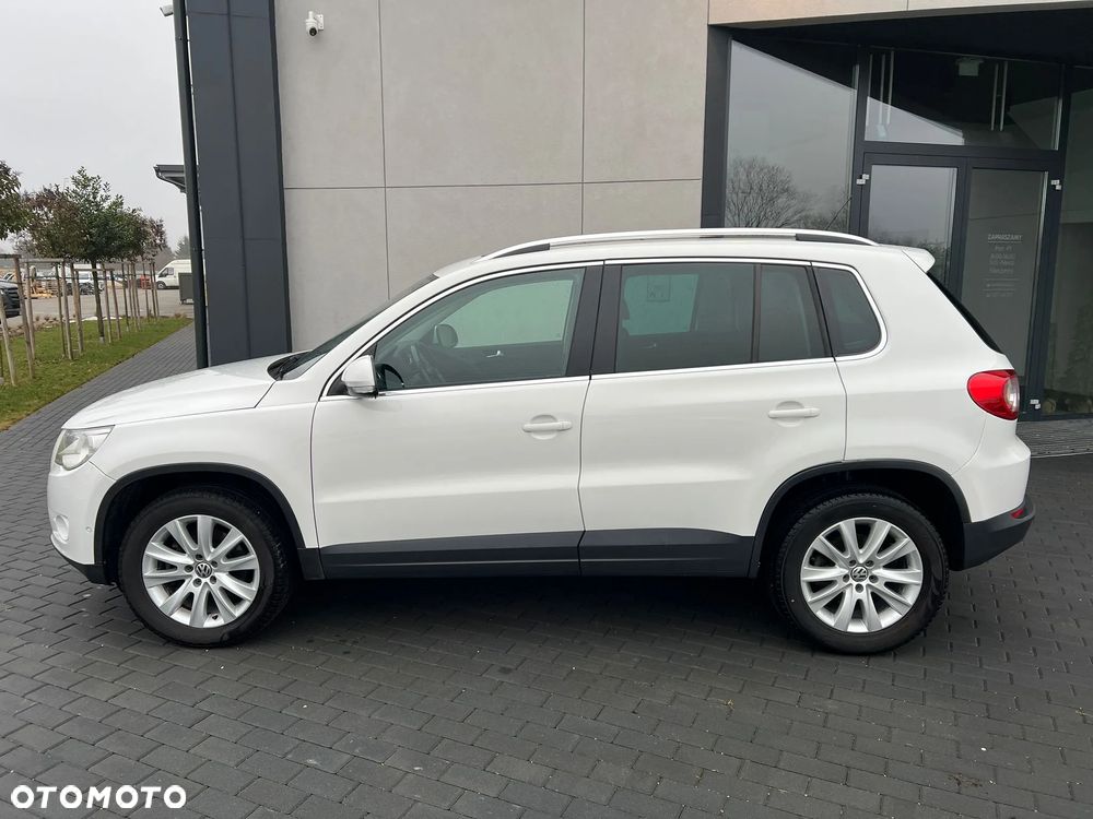 Volkswagen Tiguan - 10