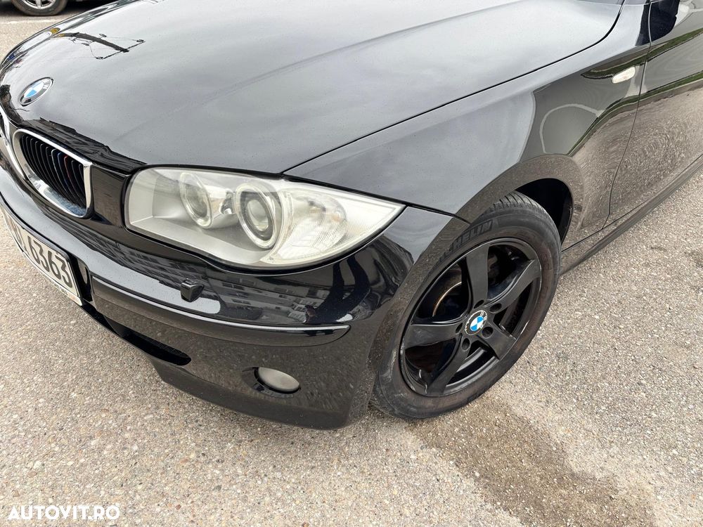 BMW Seria 1 120d DPF - 24