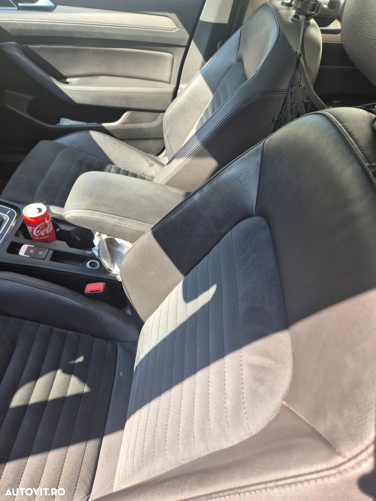 Volkswagen Passat - 11
