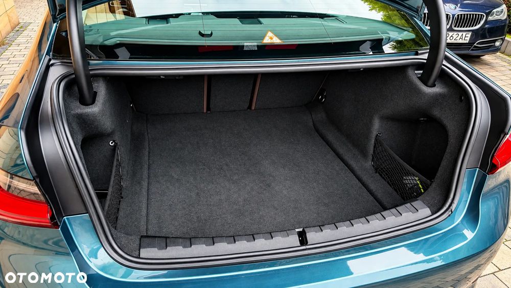 BMW Seria 3 320d MHEV Luxury Line - 34