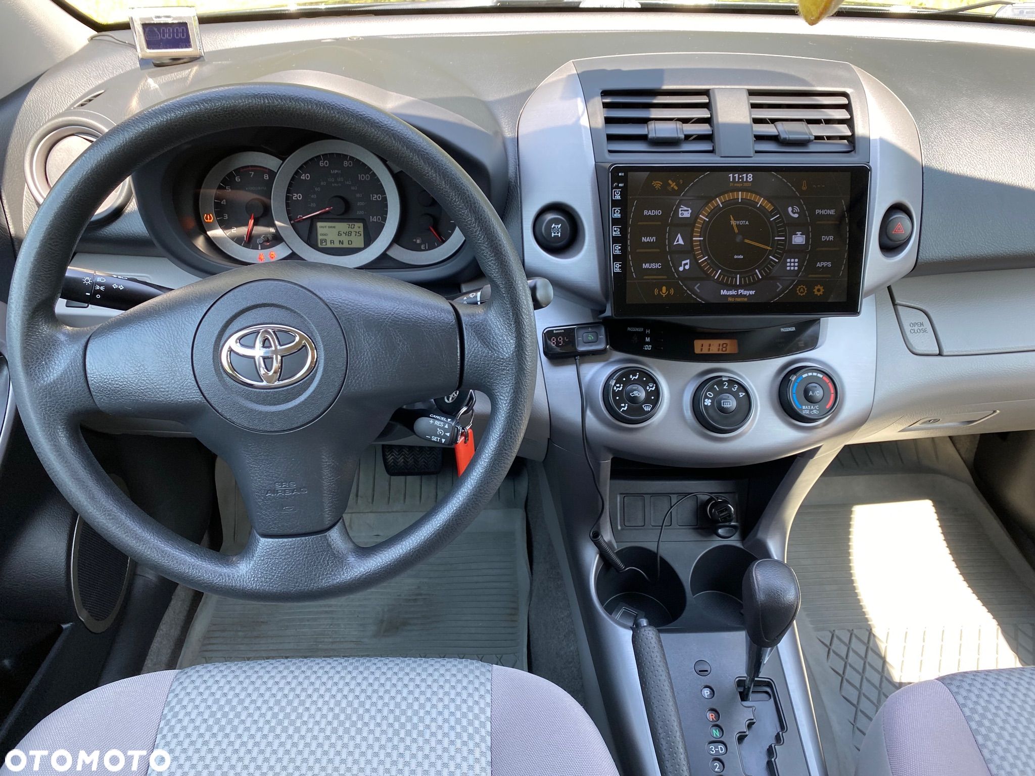 Toyota RAV4 - 1