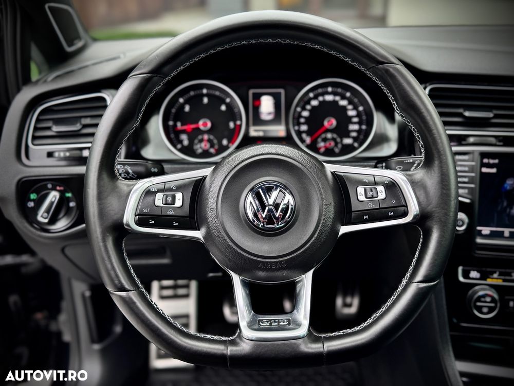 Volkswagen Golf GTD BlueMotion Technology - 23