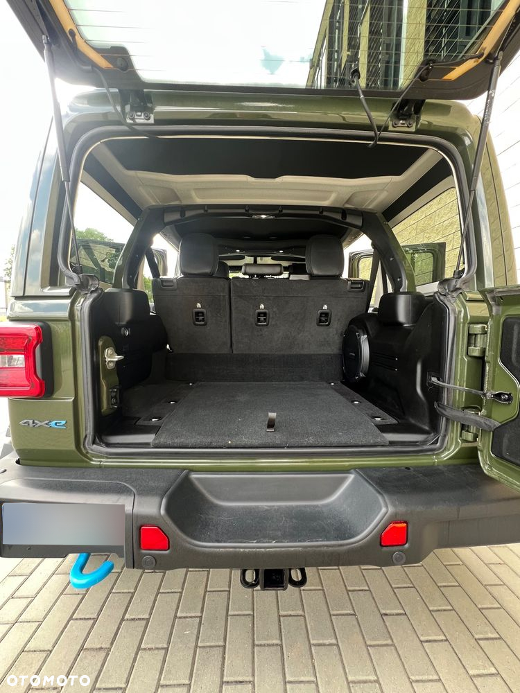 Jeep Wrangler - 37