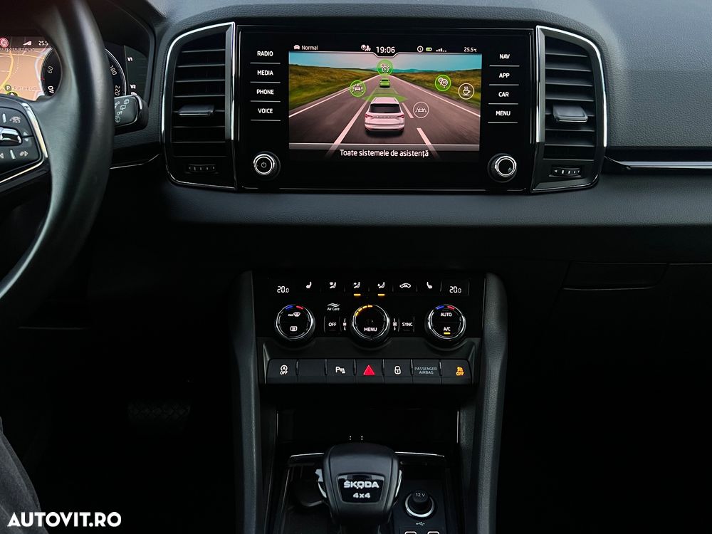 Skoda Karoq 2.0 TDI SCR 4x4 DSG Style - 14