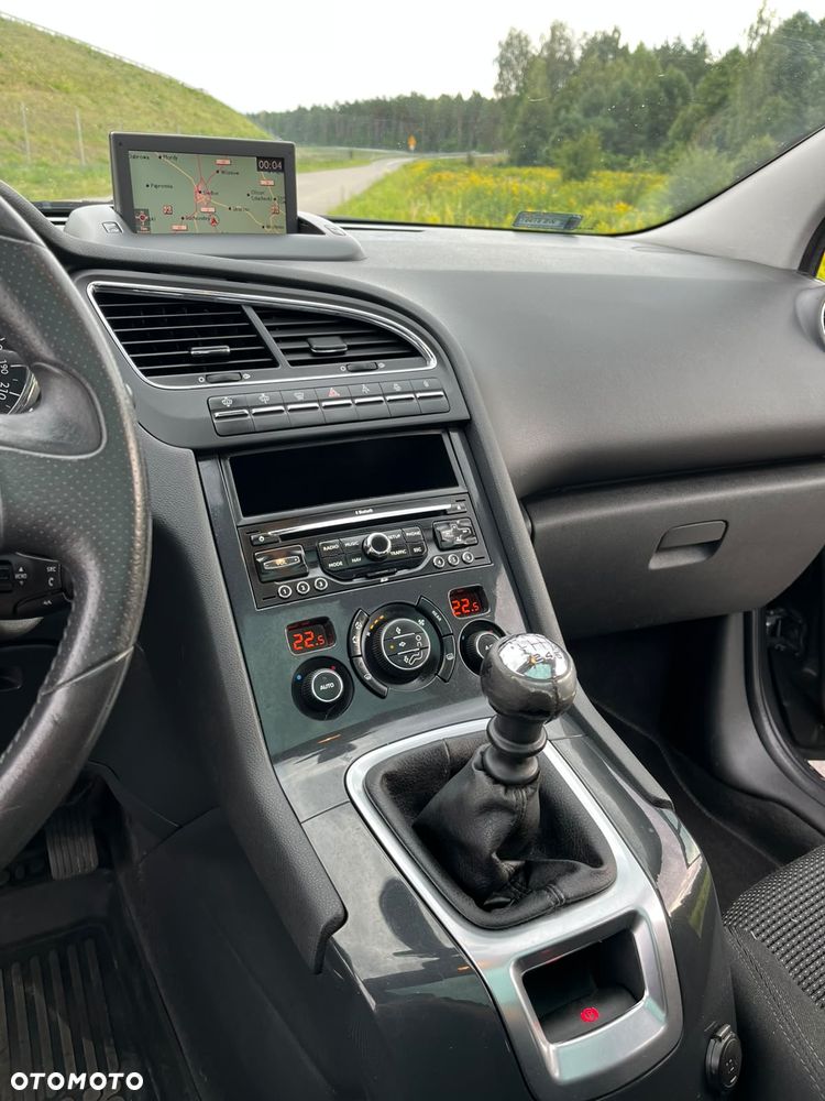 Peugeot 5008 1.6 HDi Premium - 29