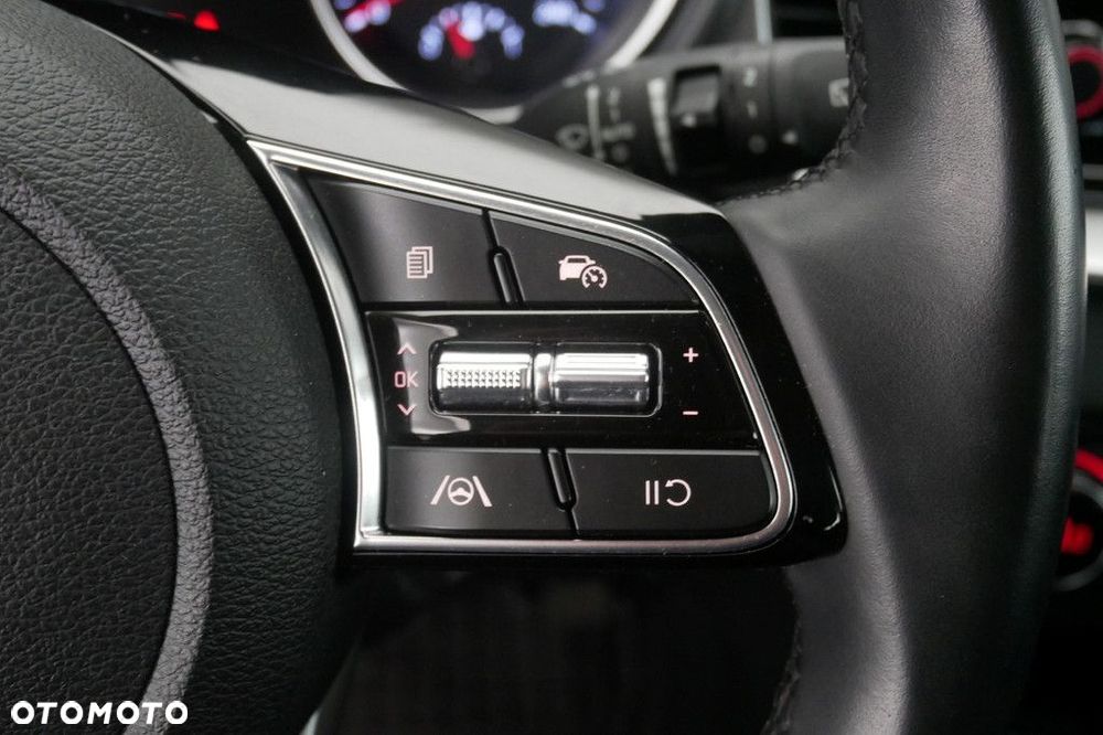 Kia Ceed 1.5 T-GDI M - 21