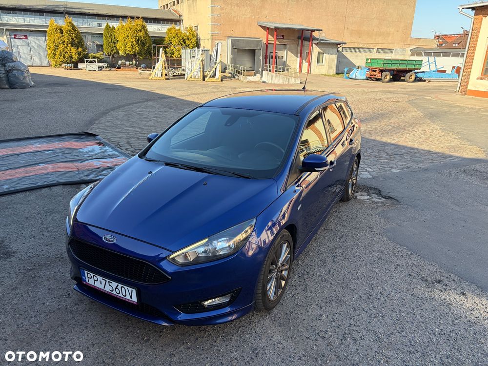 Ford Focus 1.5 EcoBoost STart-Stopp-System ST-LINE - 19