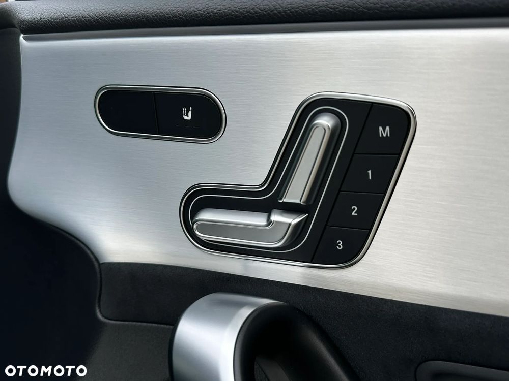 Mercedes-Benz Klasa A AMG 45 S 4Matic+ AMG Speedshift DCT 8G - 27