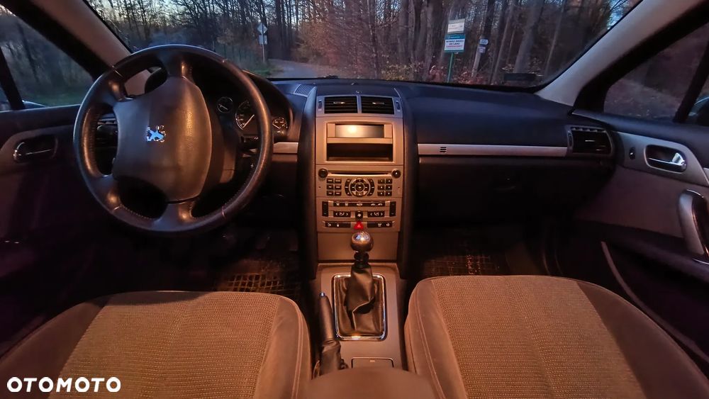 Peugeot 407 2.0 HDI ST Komfort EU4 - 12