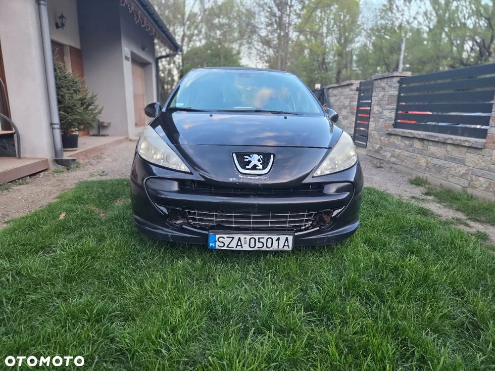 Peugeot 207 90 HDi FAP (Blue Lion) 98G - 4