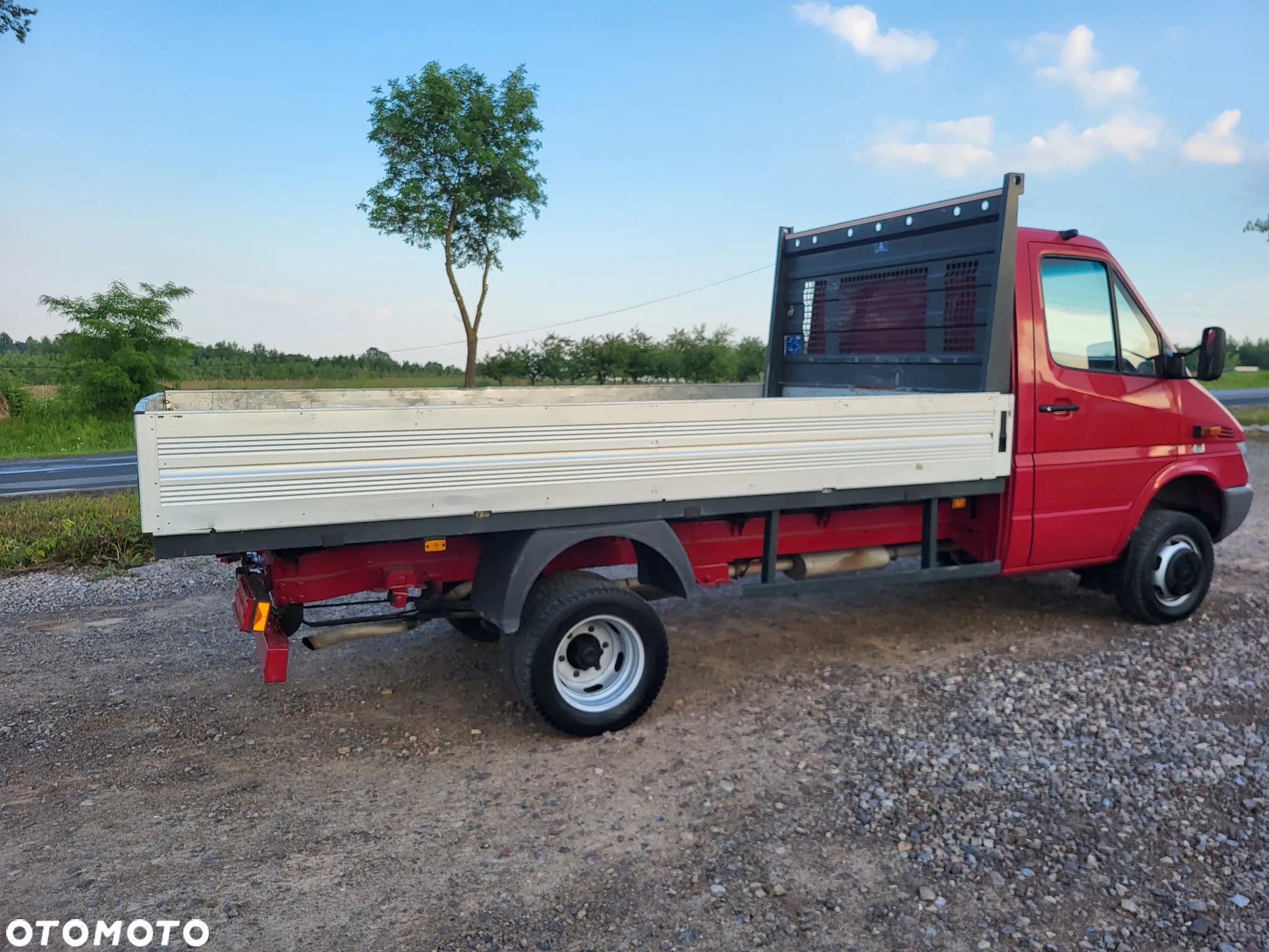 Mercedes-Benz Sprinter - 16
