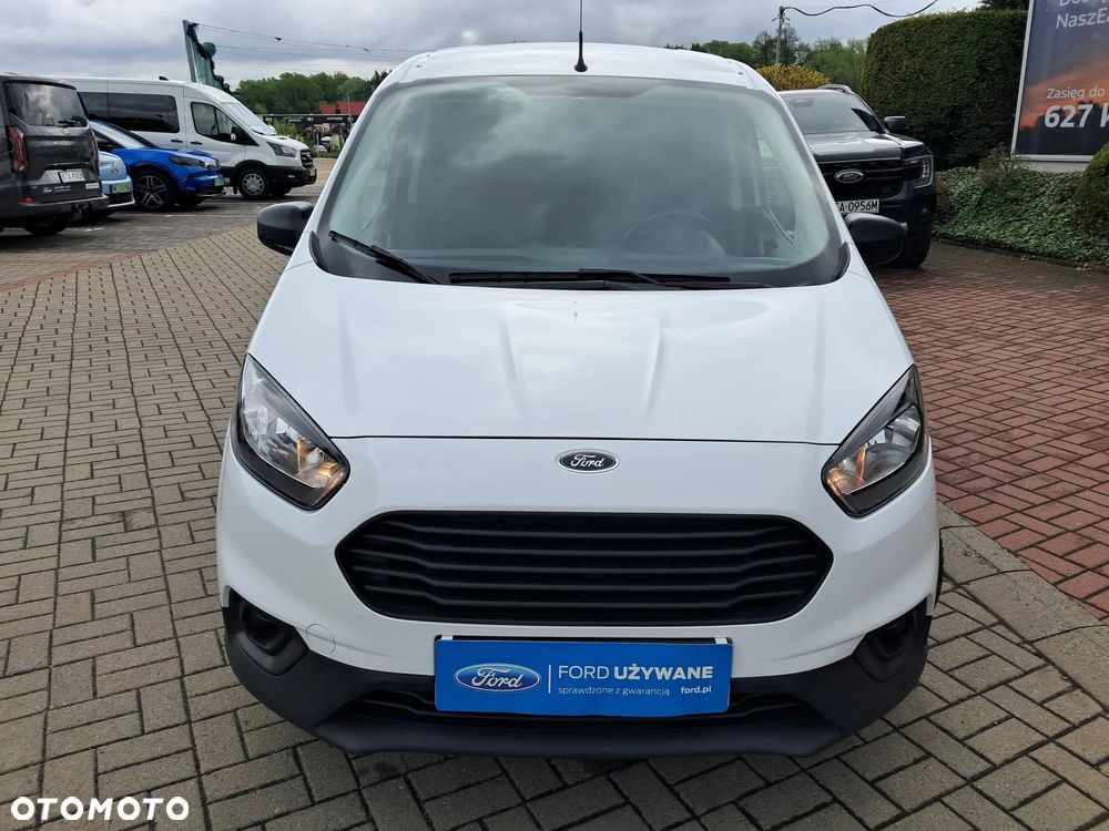 Ford Transit Courier - 4