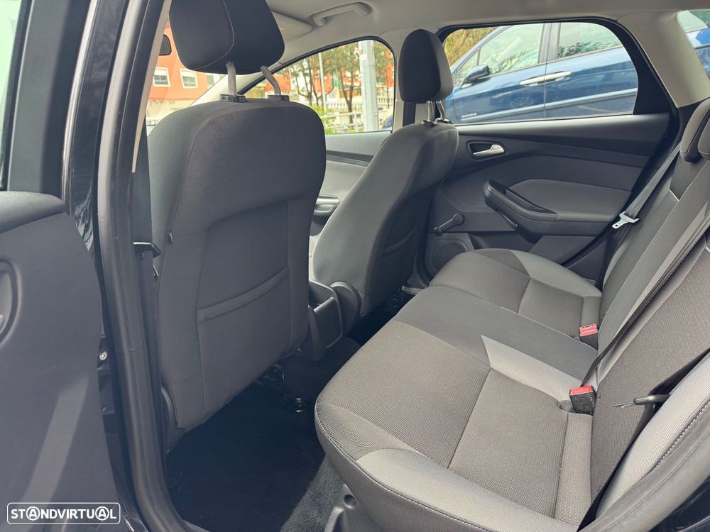 Ford Focus SW 1.6 TDCi ECOnetic 88g S&S Titanium - 18