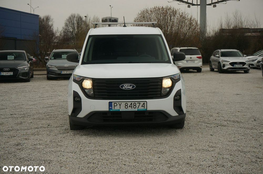 Ford Transit Courier - 4