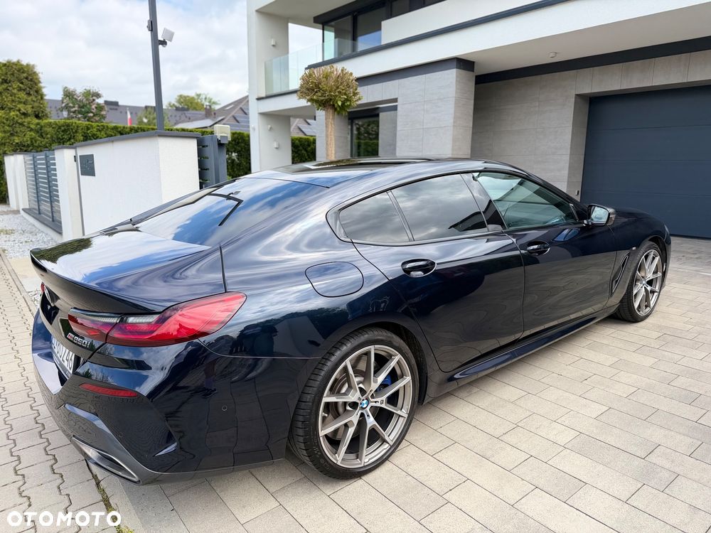 BMW Seria 8 M850i xDrive - 3