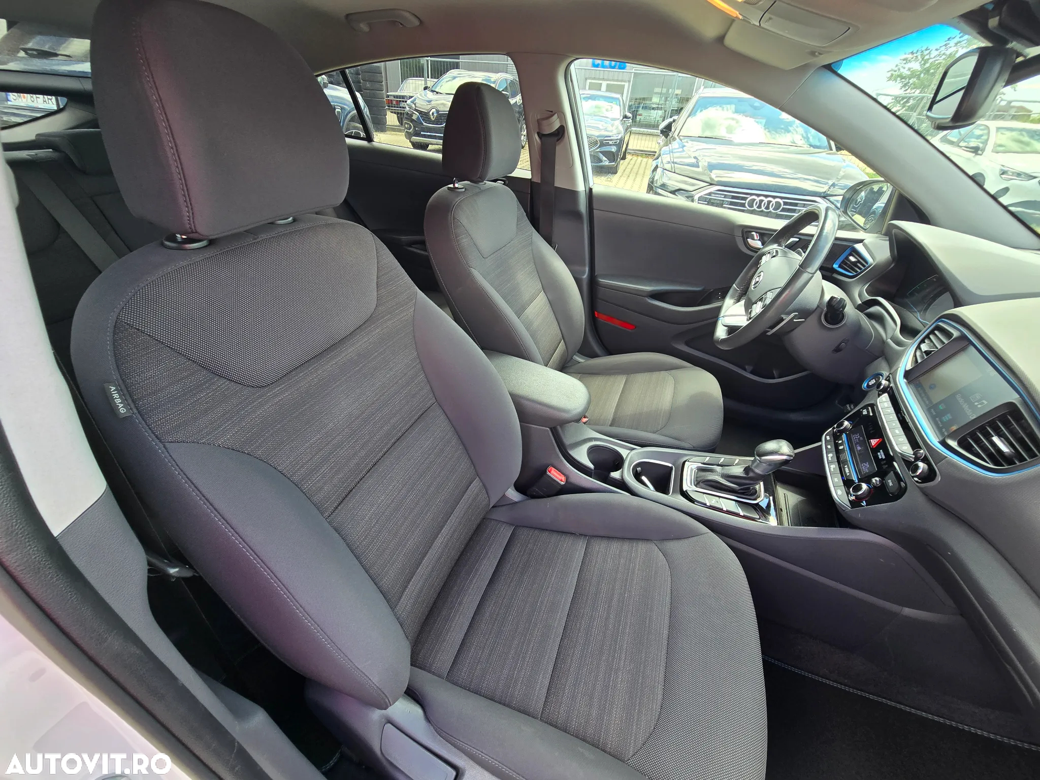 Hyundai IONIQ Hybrid 1.6 GDI Style - 8