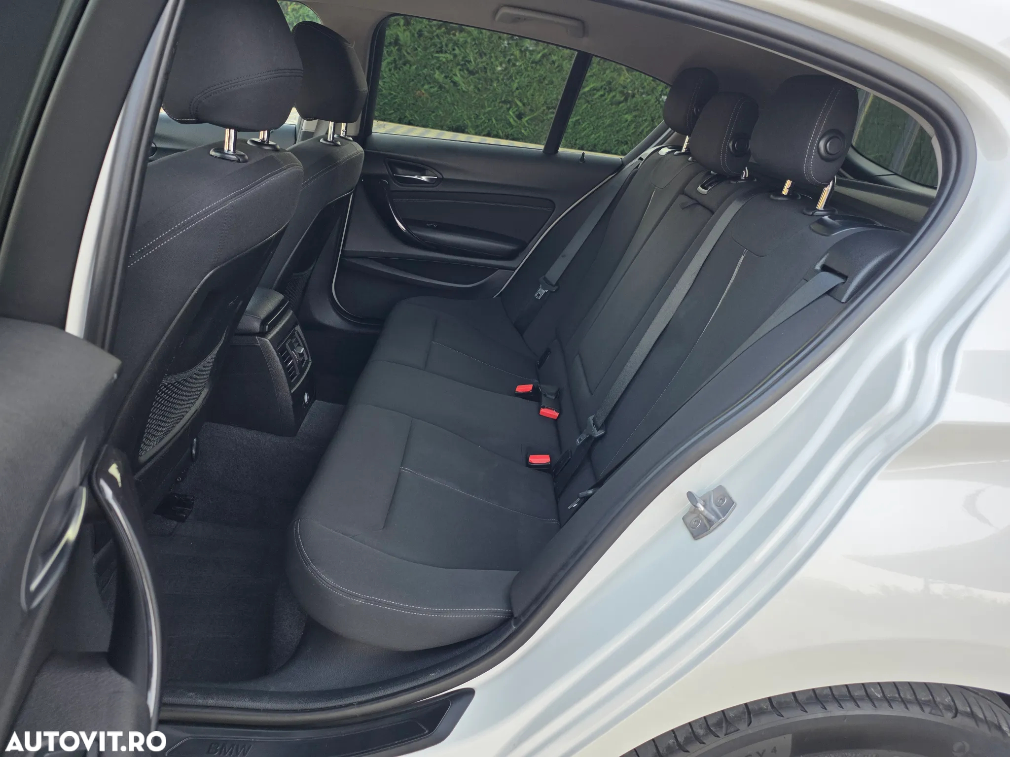 BMW Seria 1 118d Sport Line - 16