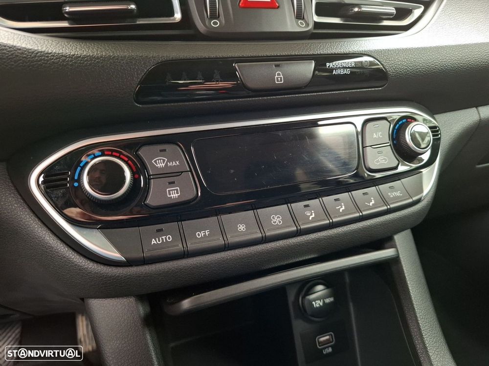 Hyundai i30 1.0 T-GDI Style Plus - 19