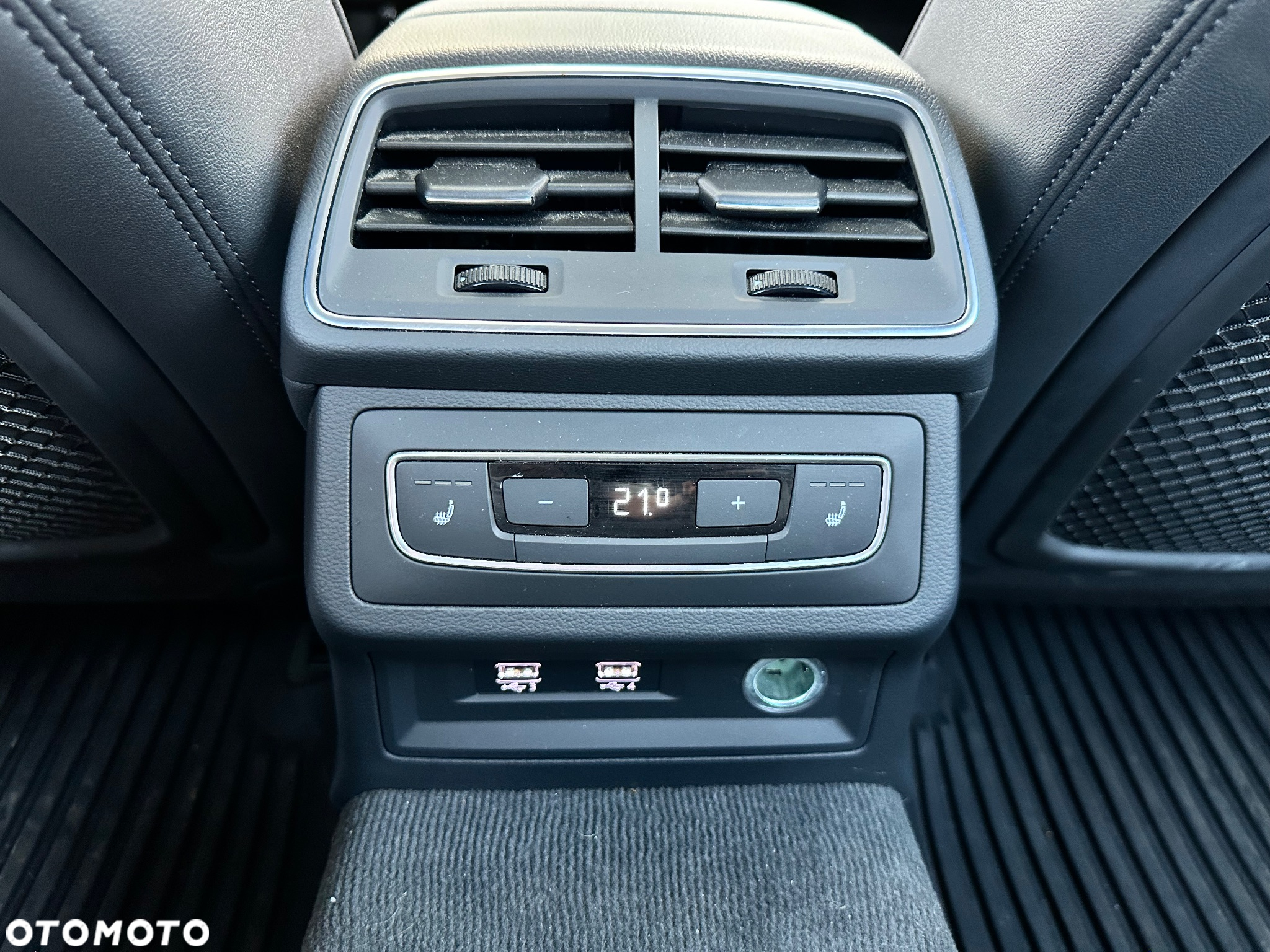 Audi A6 55 TFSI quattro S tronic S line - 17