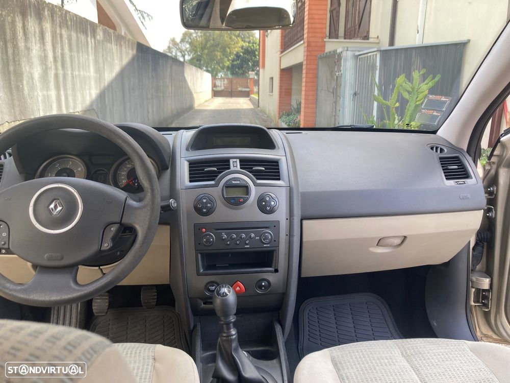 Renault Mégane Break 1.5 dCi Dynamique - 19