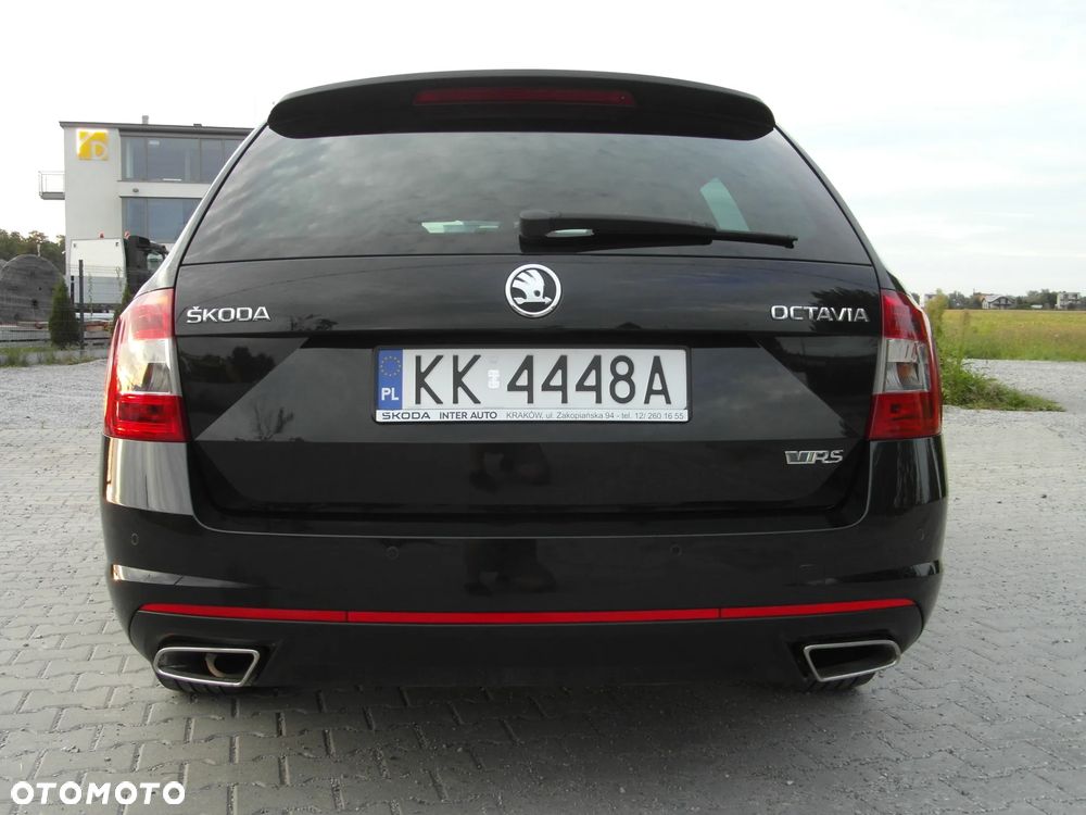Skoda Octavia 2.0 TDI DSG RS - 6