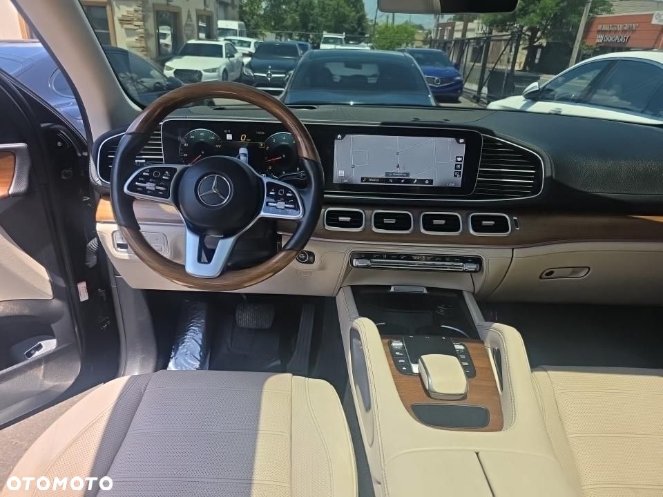 Mercedes-Benz GLE - 10