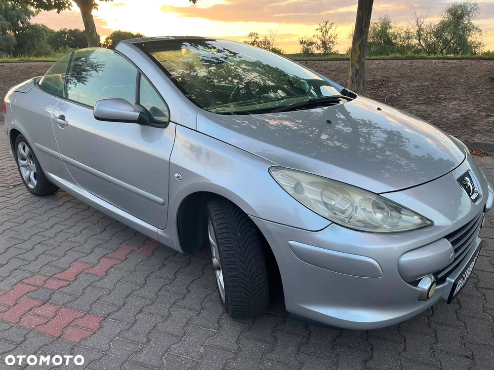 Peugeot 307 CC 2.0 HDi Intense - 16