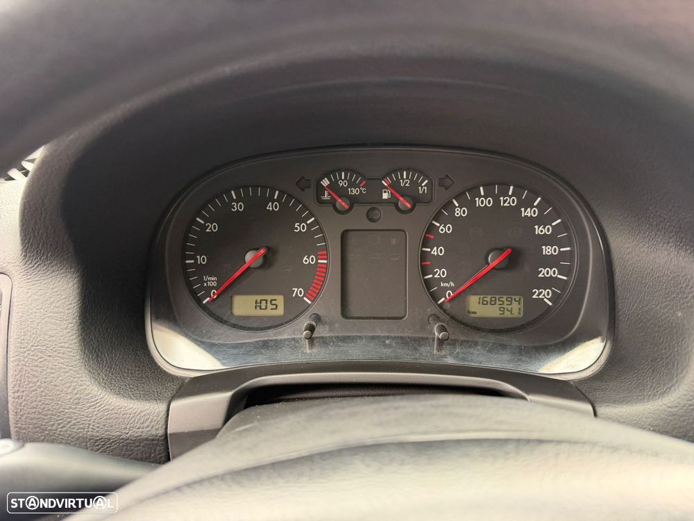 VW Golf 1.4i Confort - 26