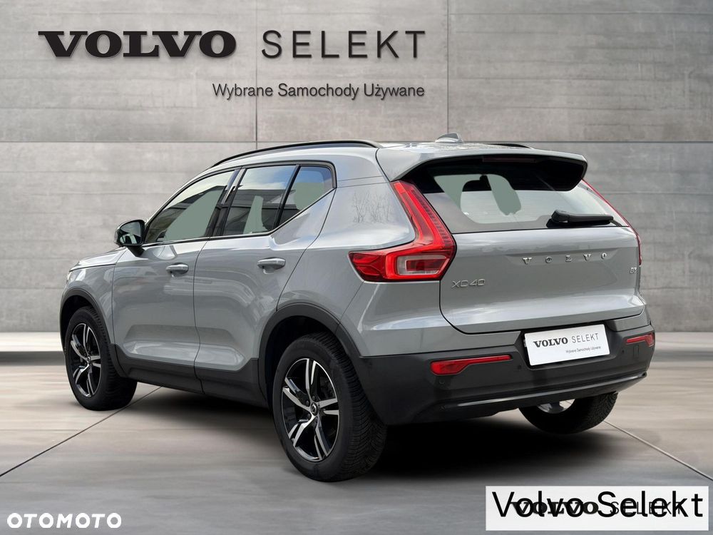 Volvo XC 40 - 5
