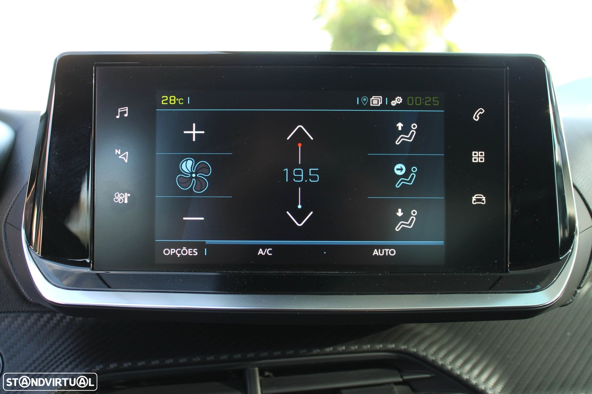 Peugeot 208 Elektromotor 136 Business - 18