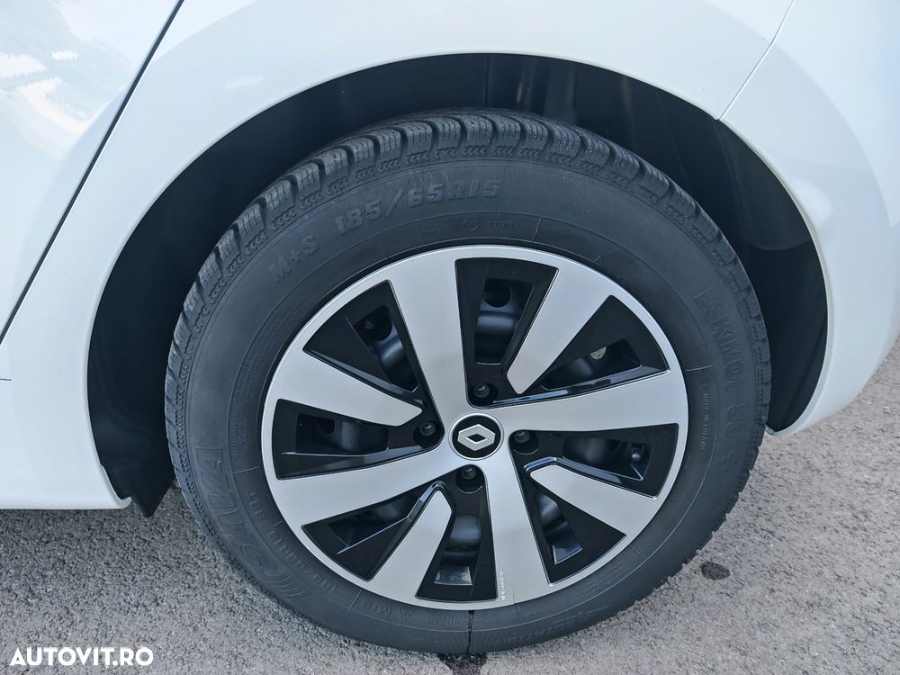 Renault Clio V full hybrid 145 Techno - 10