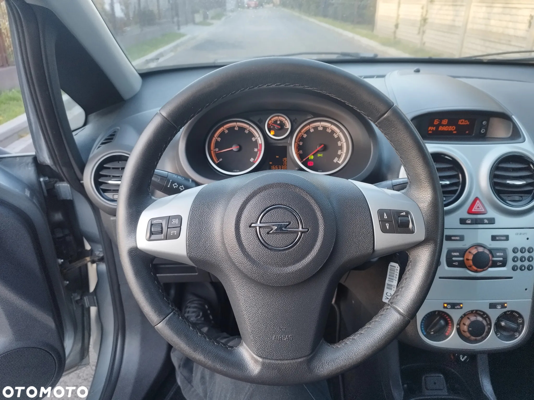 Opel Corsa 1.2 16V Color Edition - 15