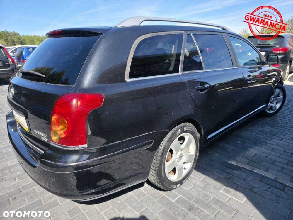 Toyota Avensis - 12