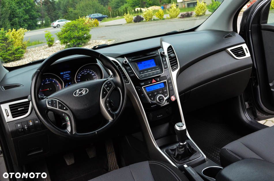 Hyundai i30 blue 1.6 CRDi Trend - 35
