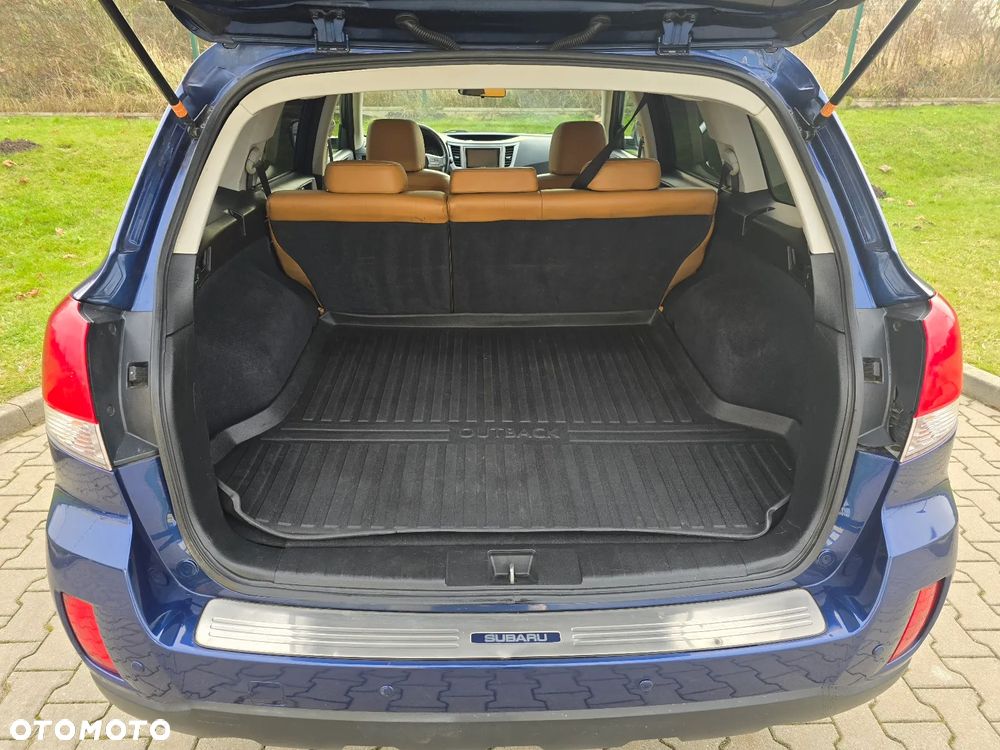 Subaru Outback 2.0D Active - 12