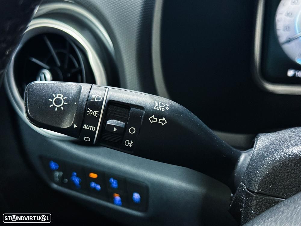 Hyundai Kauai 64 kWh Premium — fotografia 43
