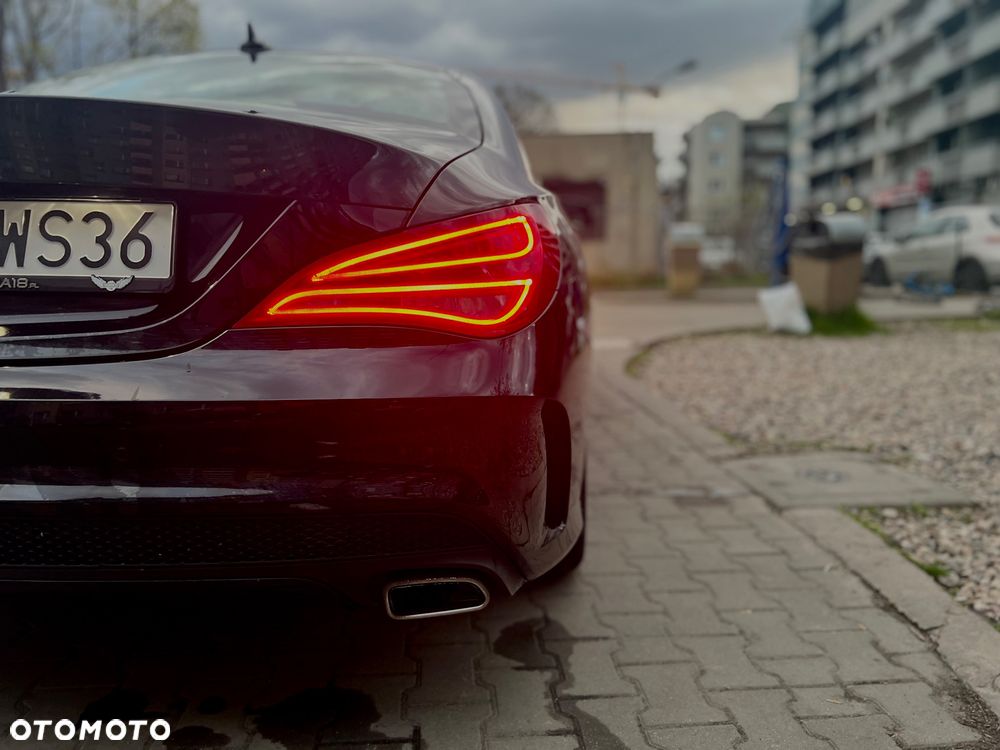 Mercedes-Benz CLA 180 7G-DCT AMG Line - 9