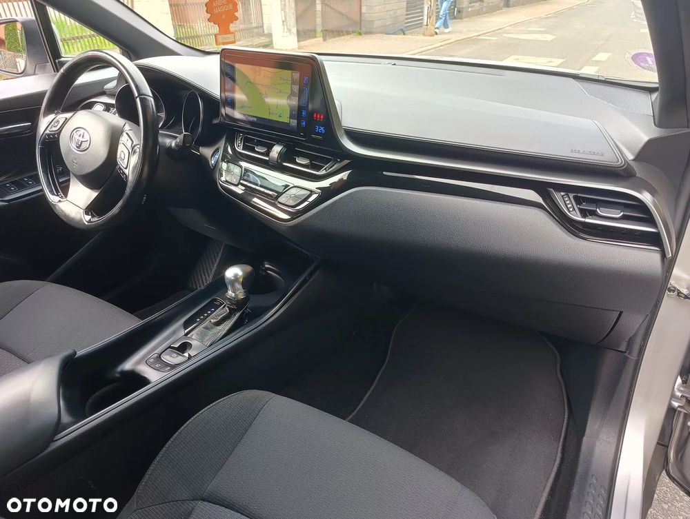 Toyota C-HR Style - 13
