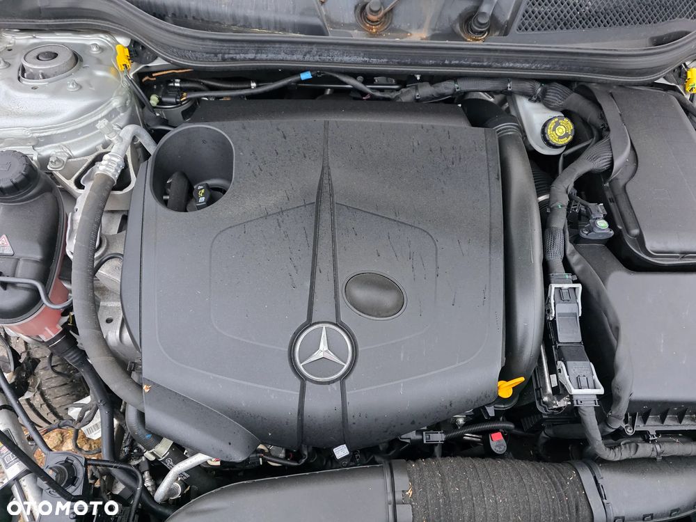 Mercedes-Benz GLA 220 d 4Matic 7G-DCT Activity Edition - 17