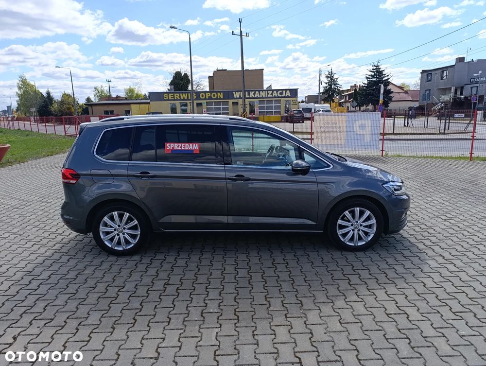 Volkswagen Touran 2.0 TDI BMT Comfortline DSG - 9